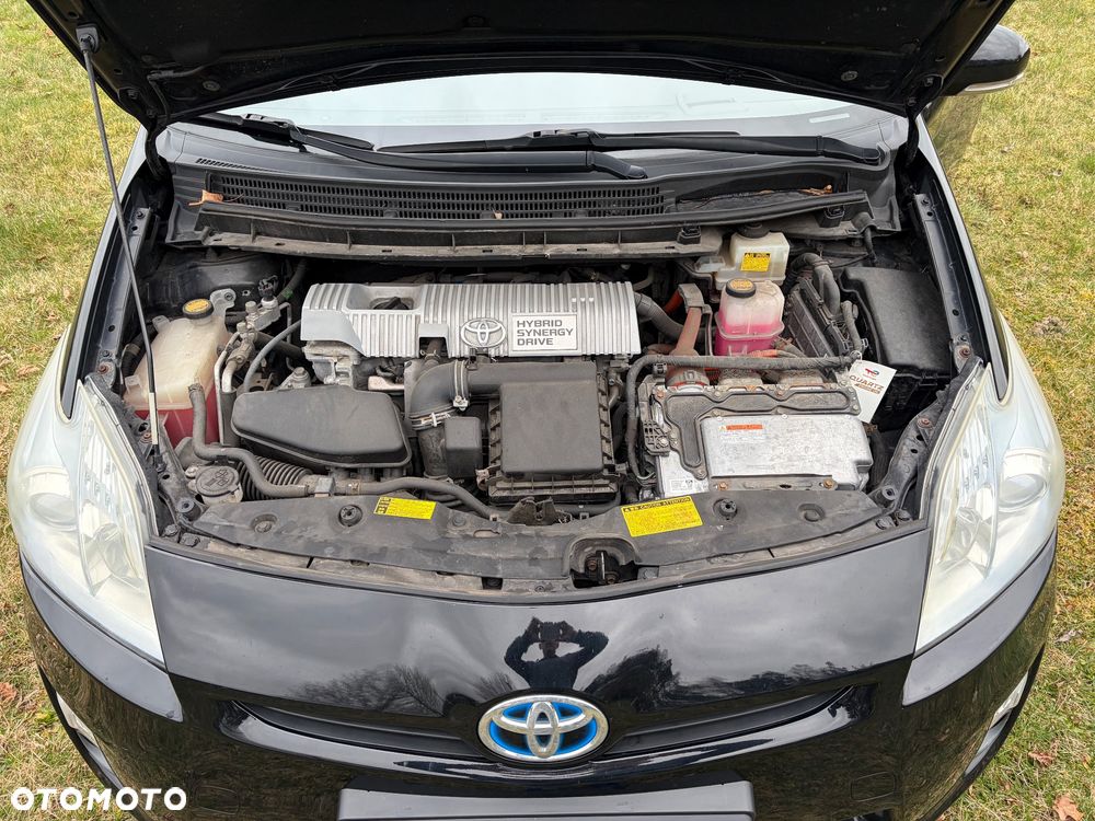 Toyota Prius 1.8 HSD Active - 17