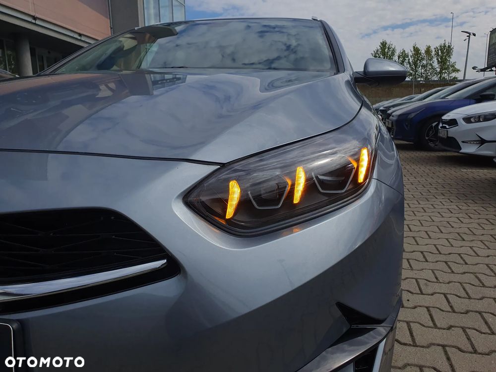 Kia Ceed 1.5 T-GDI M - 22