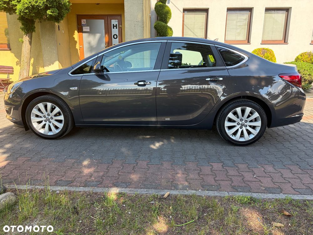 Opel Astra 1.4 Turbo - 15