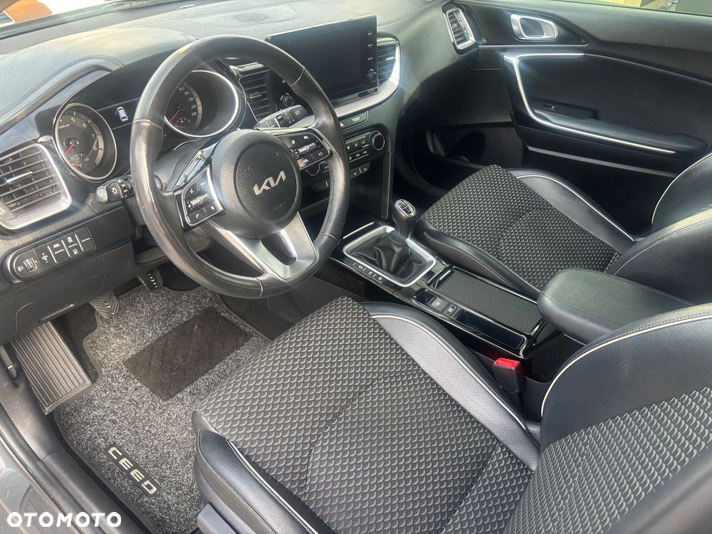 Kia Ceed 1.5 T-GDI L - 8