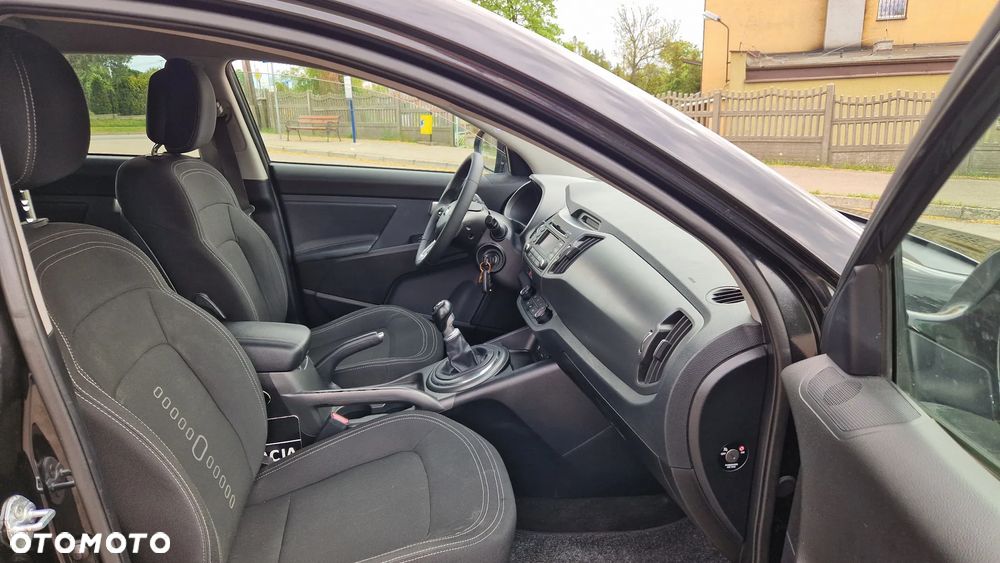 Kia Sportage 1.7 CRDI 2WD Vision - 10