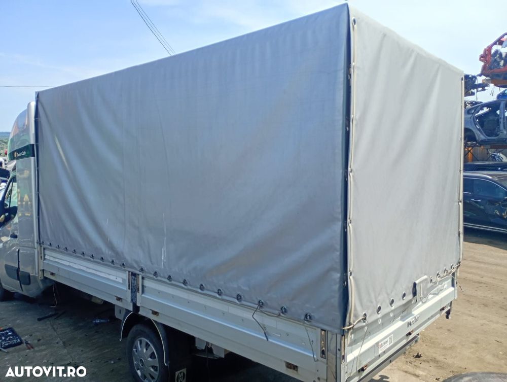 Cub prelata 2,32 m înălțime 2,22 m lățime 4,30 m lungime Renault - 5