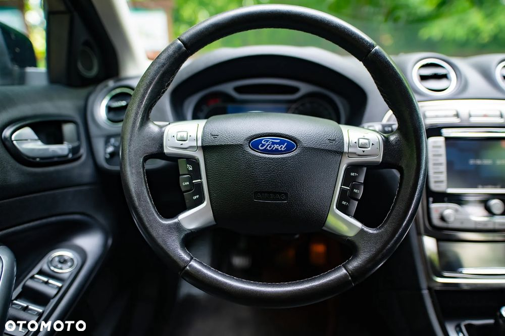 Ford Mondeo 2.5 Titanium X - 25