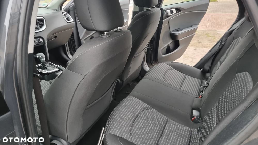 Kia Ceed 1.6 CRDi Eco-Dynamics+ (48V Mild-Hybrid) DCT7 GT Line - 37