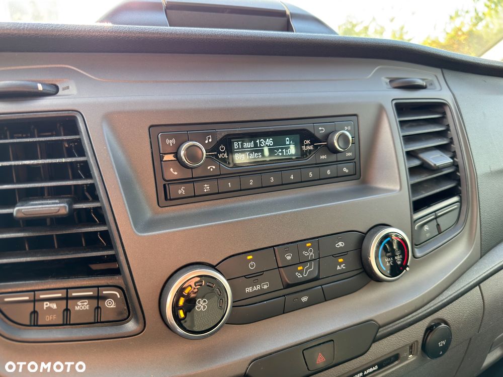 Ford Transit Custom - 28