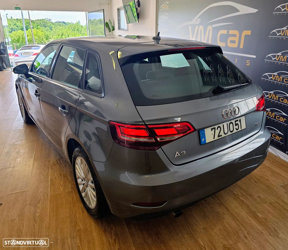 Audi A3 Sportback 1.6 TDI Design - 10