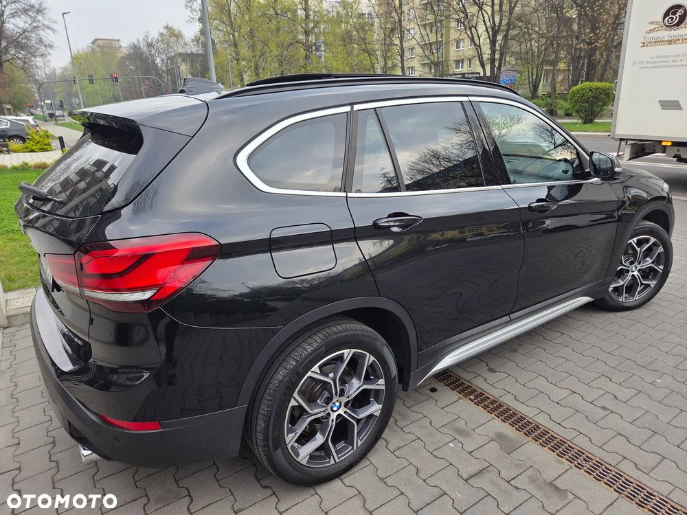 BMW X1 xDrive20i - 11