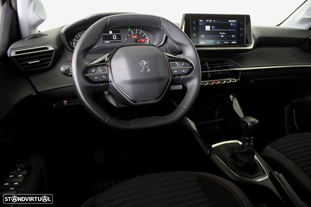 Peugeot 208 - 20