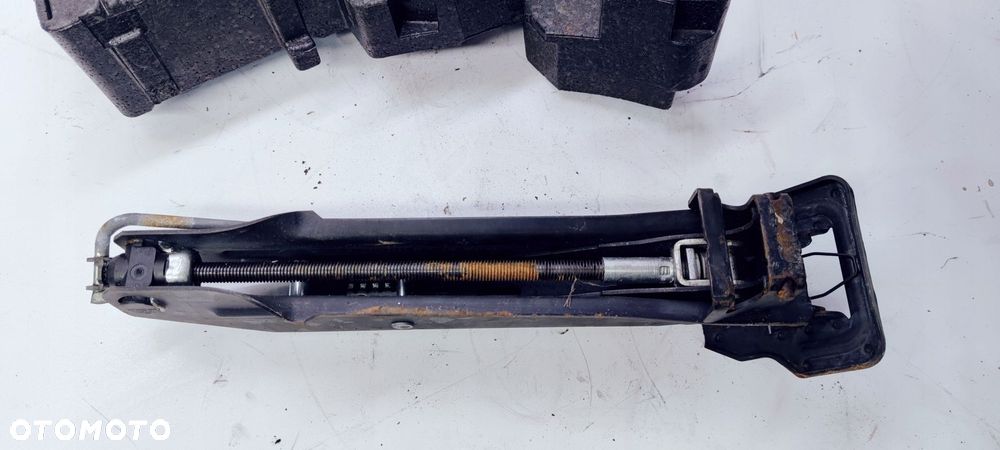 LEWAREK PODNOŚNIK WINDA AUDI Q7 7L0011031E - 6