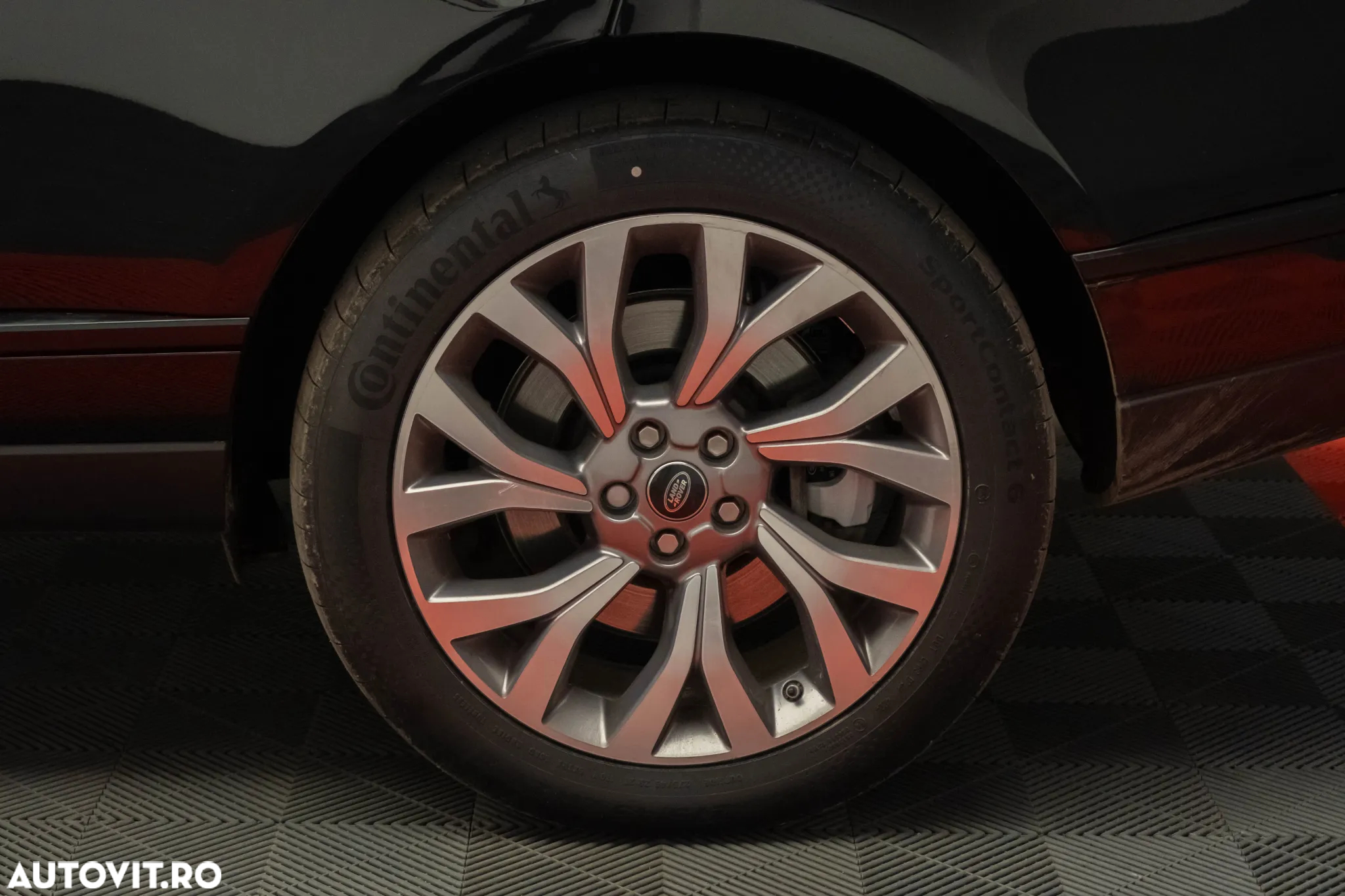 Land Rover Range Rover 4.4L SDV8 Vogue - 10