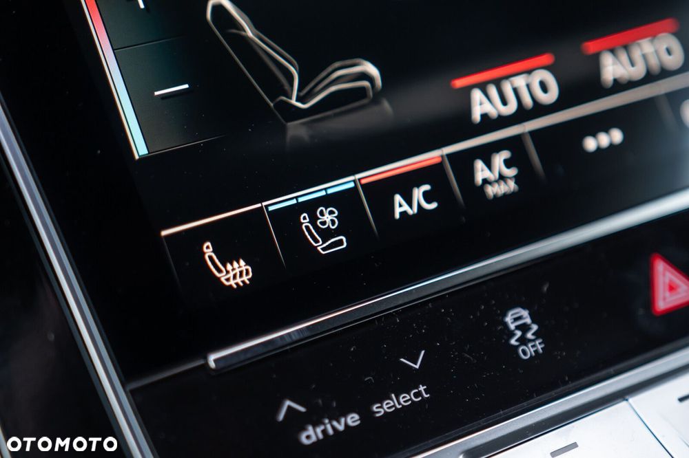 Audi Q8 - 31