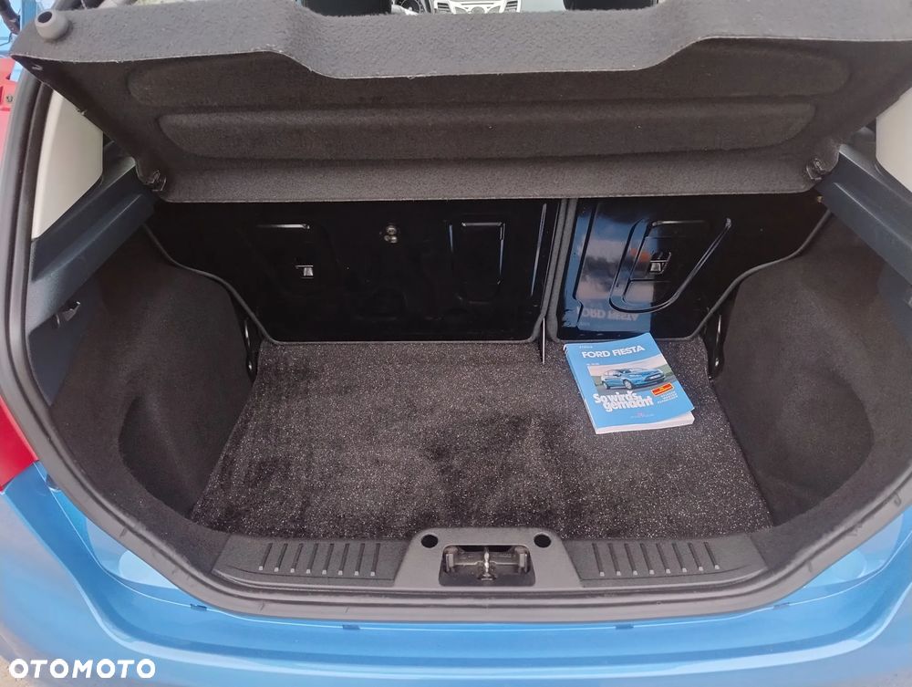 Ford Fiesta 1.4 Titanium - 36