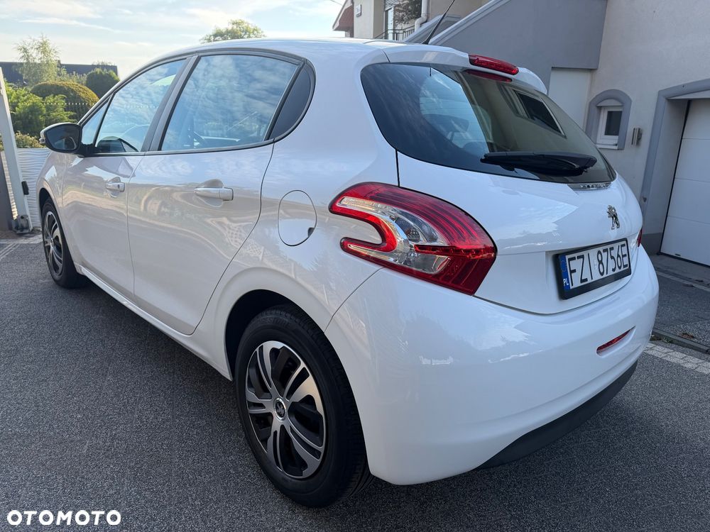 Peugeot 208 HDi 68 Like - 5