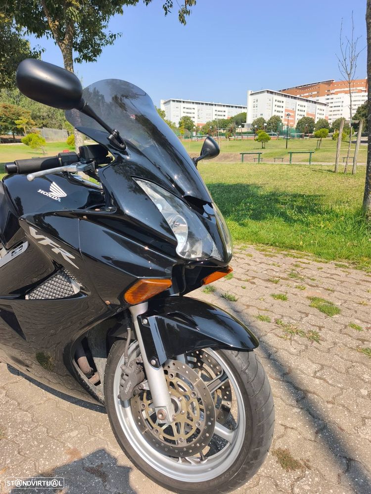 Honda VFR 800 vtec - 4