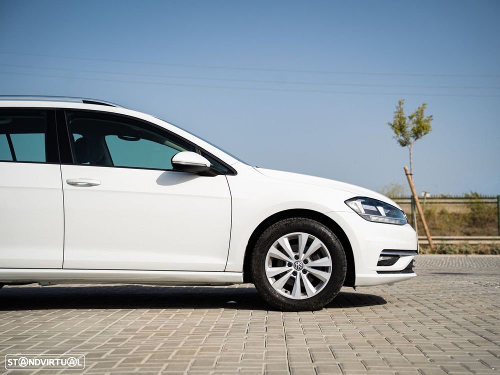 VW Golf Variant 1.6 TDi Confortline - 28