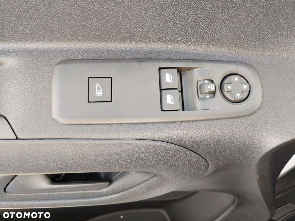 Toyota PROACE CITY - 17