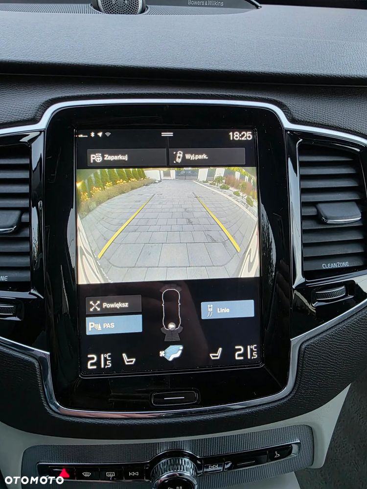 Volvo XC 90 - 29