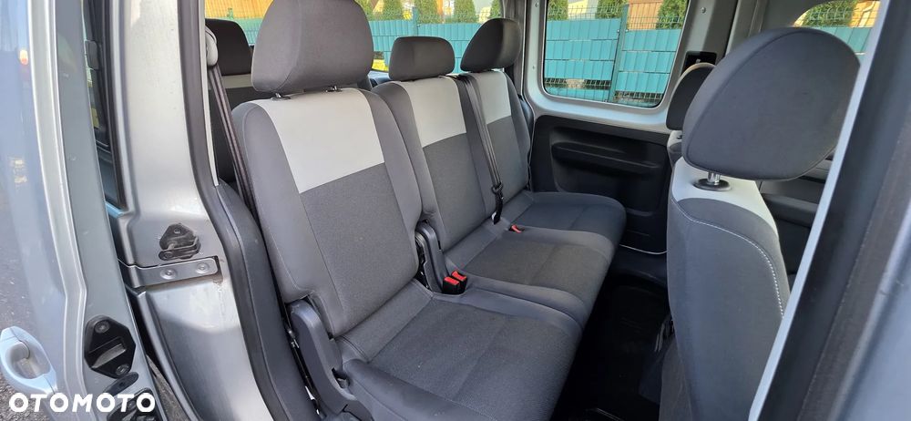 Volkswagen Caddy 1.6 TDI (7-Si.) Edition 30 - 12