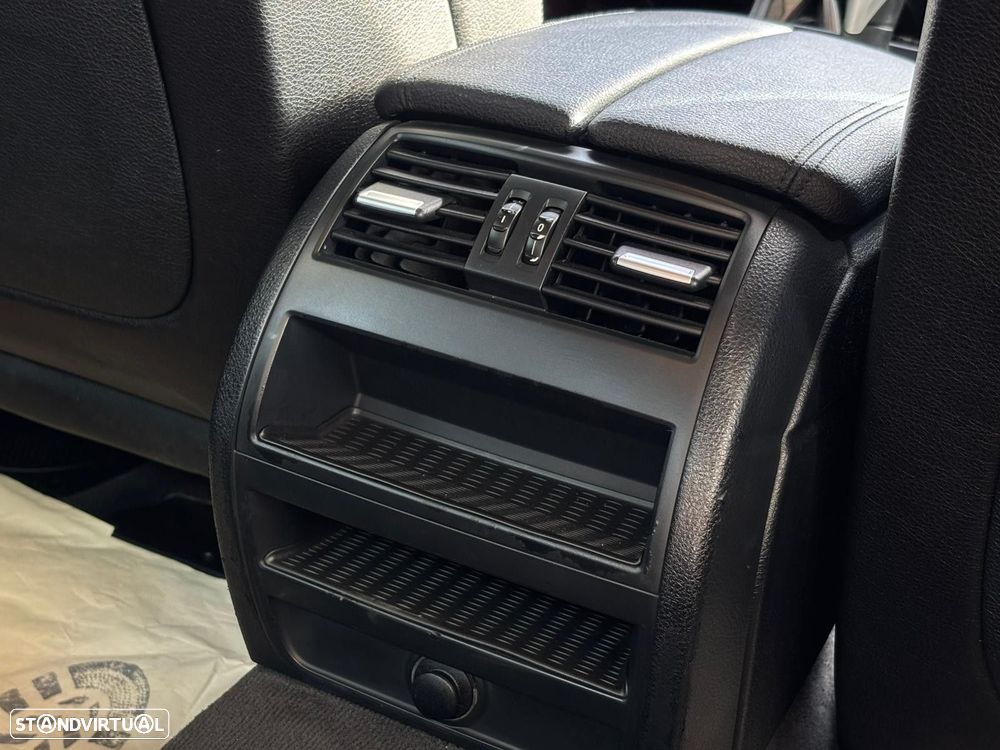 BMW 520 d Line Luxury Auto - 28