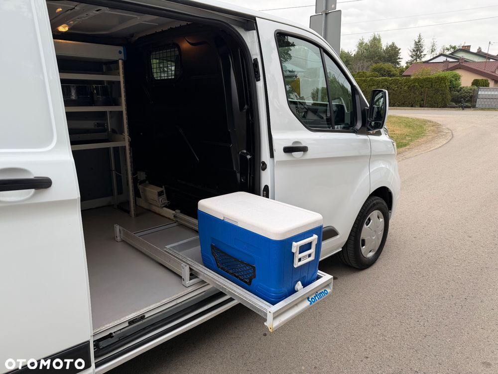 Ford Transit Custom - 23