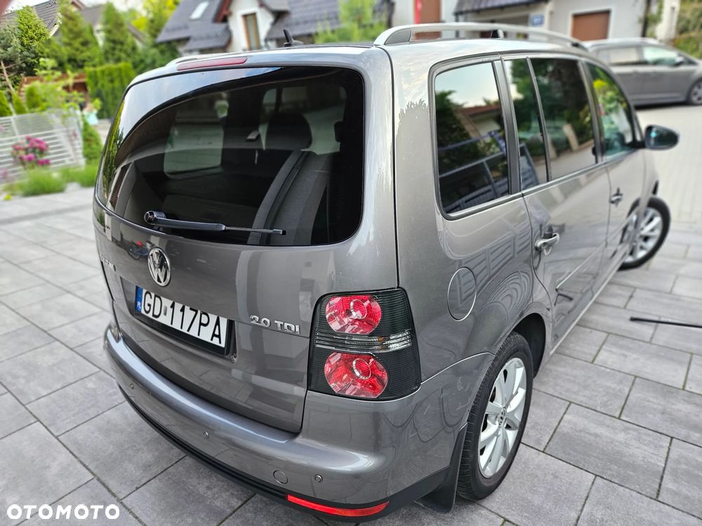 Volkswagen Touran 2.0 TDI DPF Cross - 3