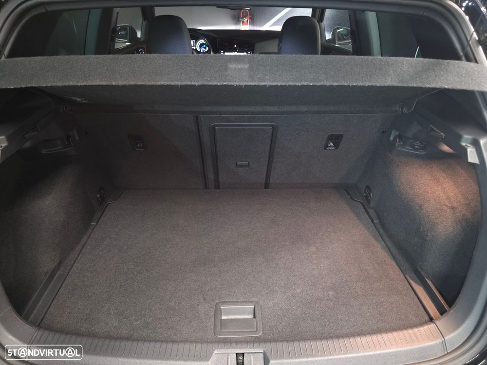 VW Golf 2.0 TSI R DSG - 33