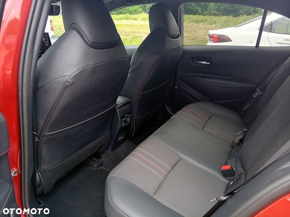 Toyota Corolla 1.8 Hybrid GR Sport - 10