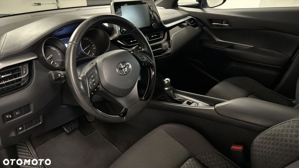 Toyota C-HR Flow - 7