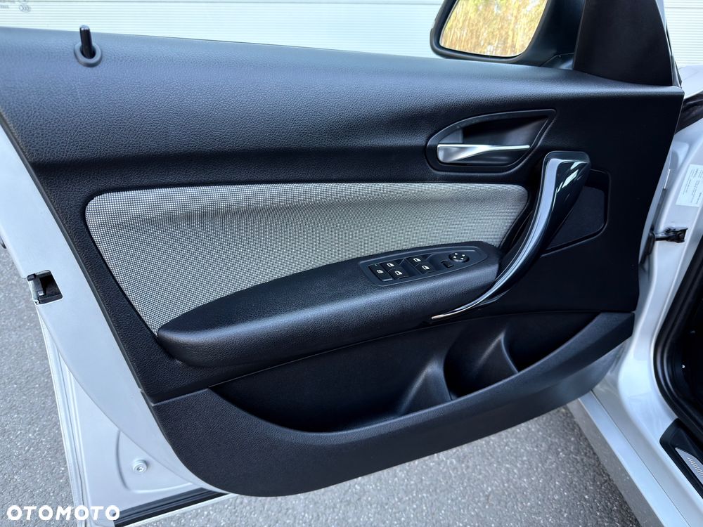 BMW Seria 1 116d EfficientDynamics Edition Urban Line - 29