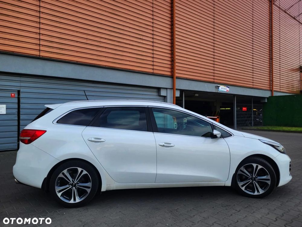 Kia Ceed 1.6 CRDi 136 DCT ISG SW GT Line - 21