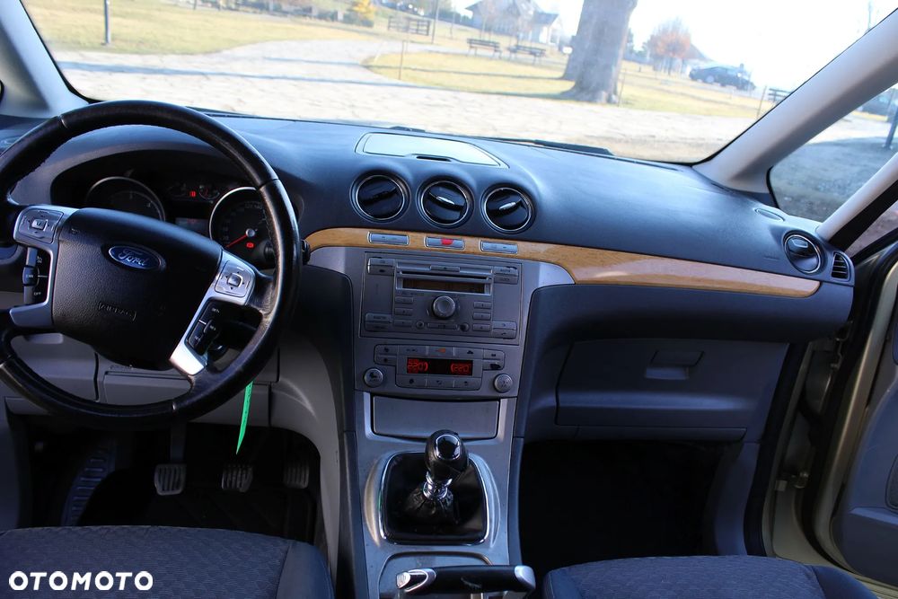 Ford Galaxy 1.8 TDCi Ghia - 18