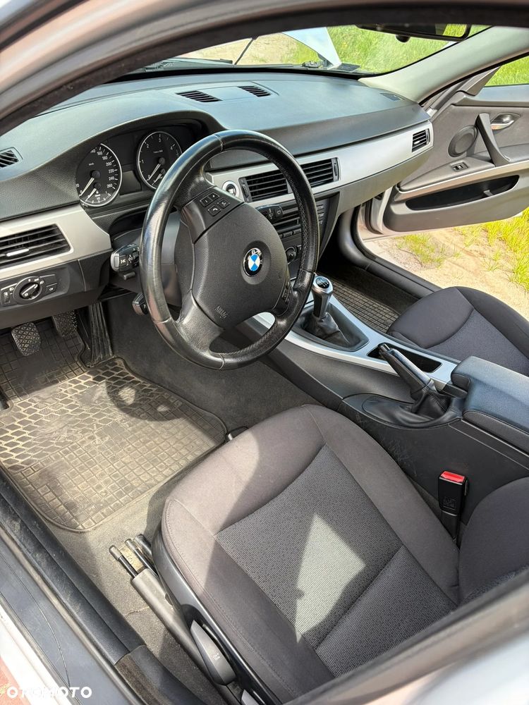 BMW Seria 3 - 10