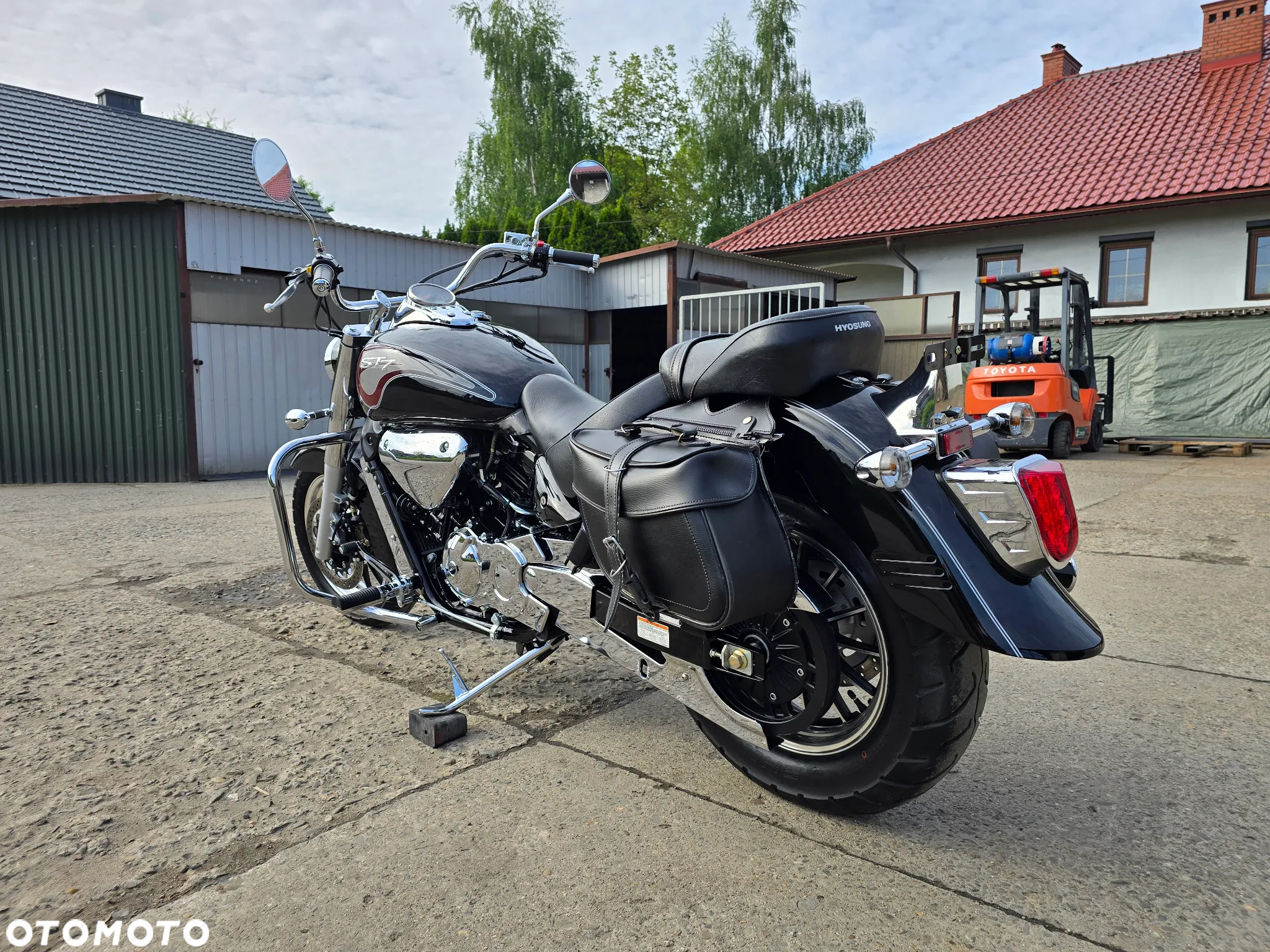 Hyosung Inny - 13