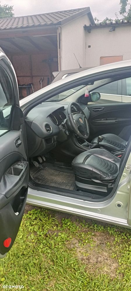 Fiat Bravo 1.6 Multijet 16V DPF Pur-O2 Emotion - 5