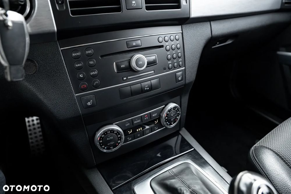 Mercedes-Benz GLK 250 BlueTEC 4Matic 7G-TRONIC - 34