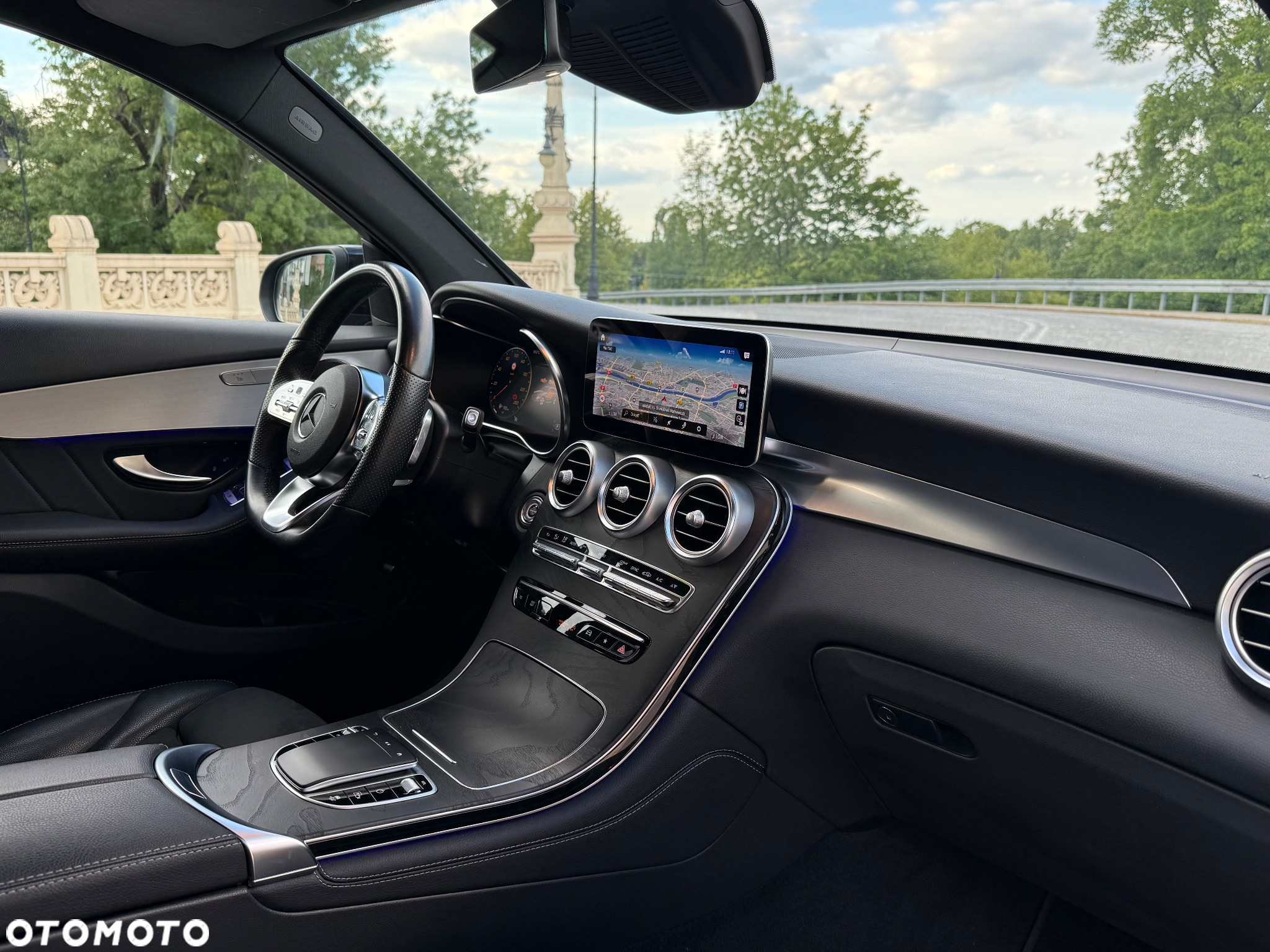 Mercedes-Benz GLC 220 d 4Matic 9G-TRONIC AMG Line - 13