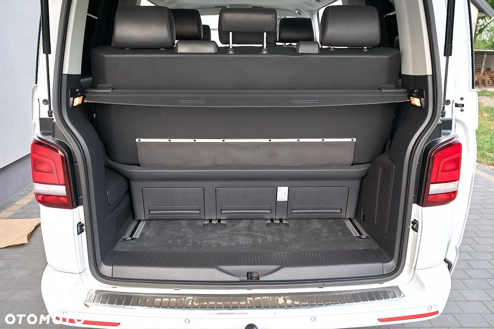 Volkswagen Multivan - 24