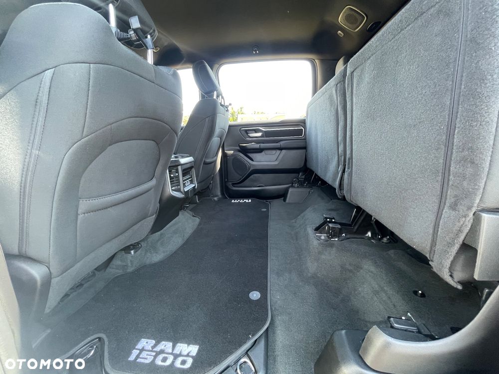 RAM 1500 Quad Cab Longbed Bighorn - 32