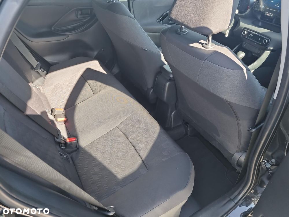 Toyota Yaris Hybrid 1.5 Style - 12