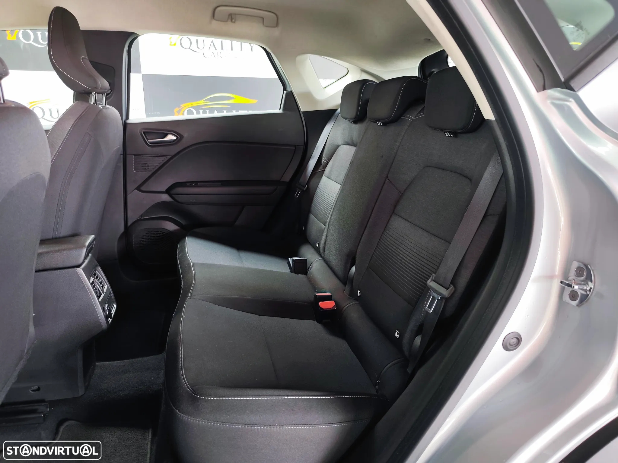 Renault Captur BLUE dCi 115 EDC INTENS - 7