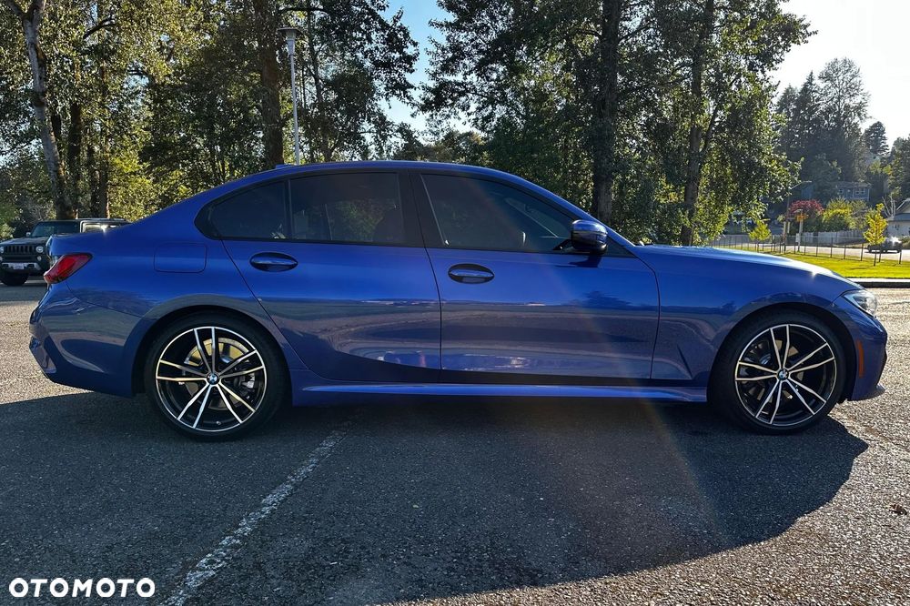 BMW Seria 3 330i M Sport - 12