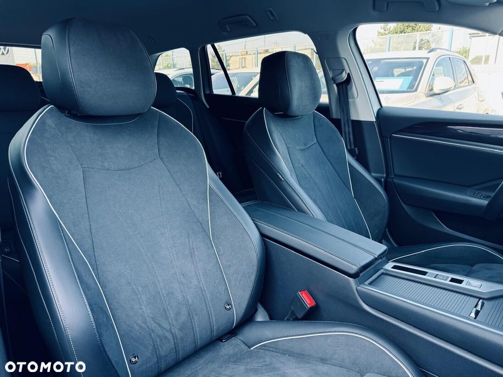 Volkswagen Passat - 17