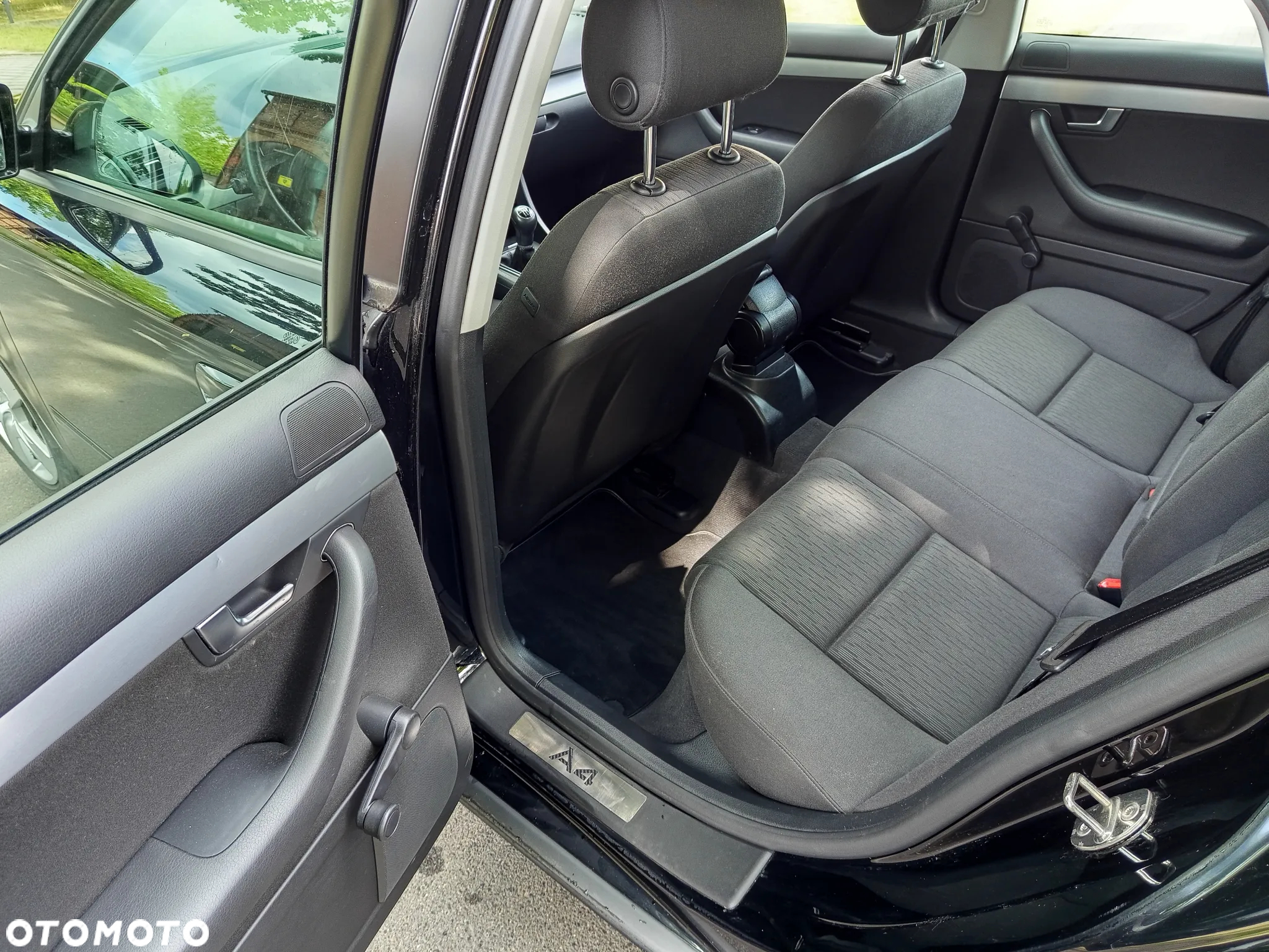 Audi A4 1.6 - 9