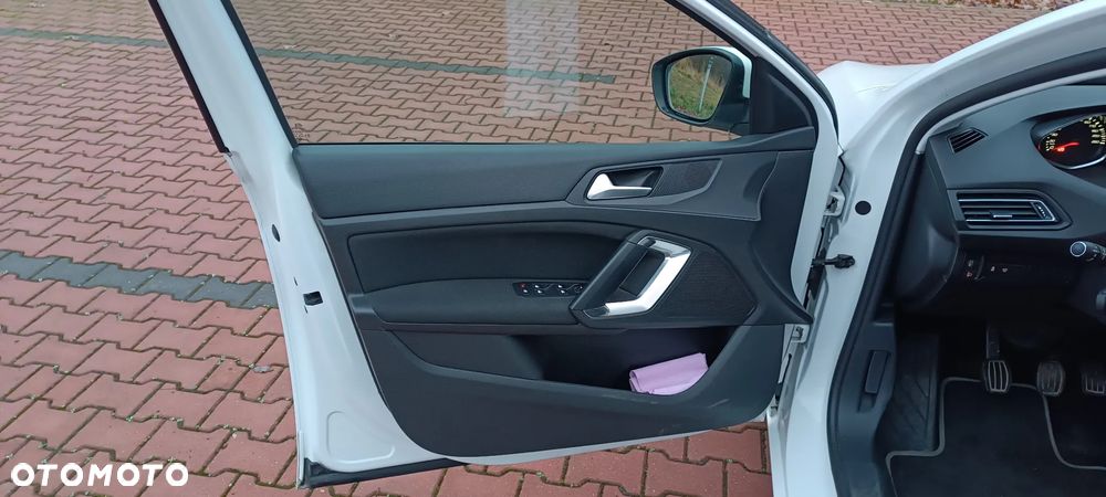 Peugeot 308 BlueHDi 100 Stop & Start Access - 12