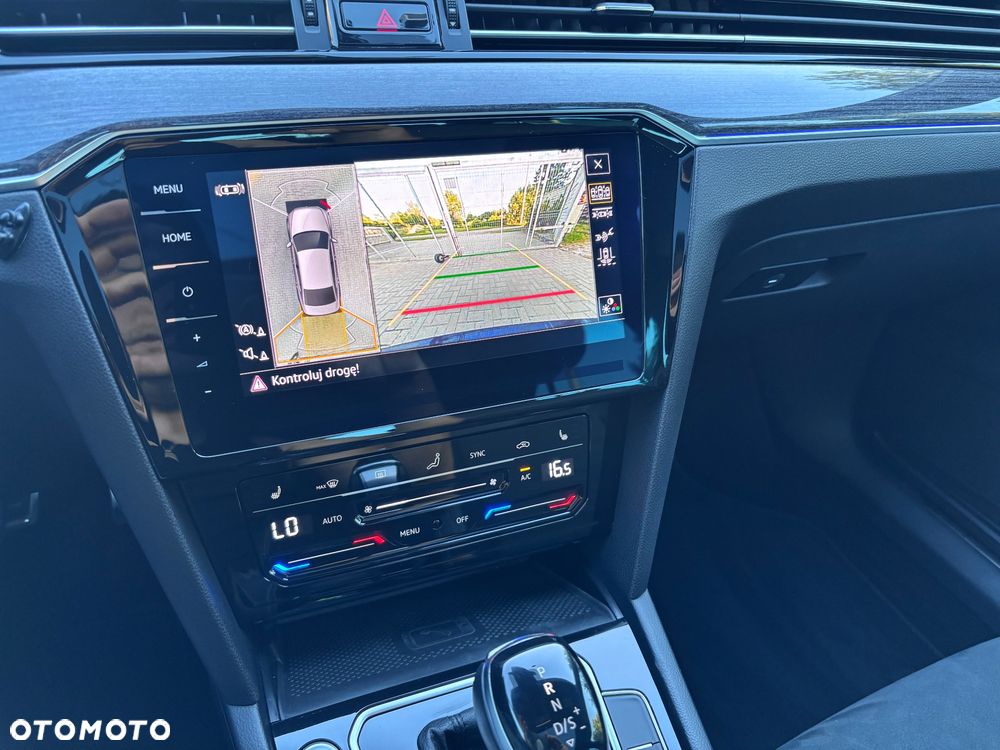 Volkswagen Passat 1.5 TSI OPF DSG Highline - 9