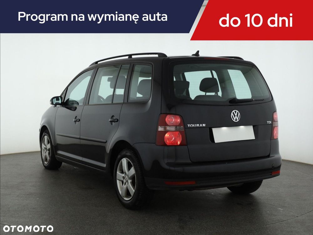 Volkswagen Touran - 6
