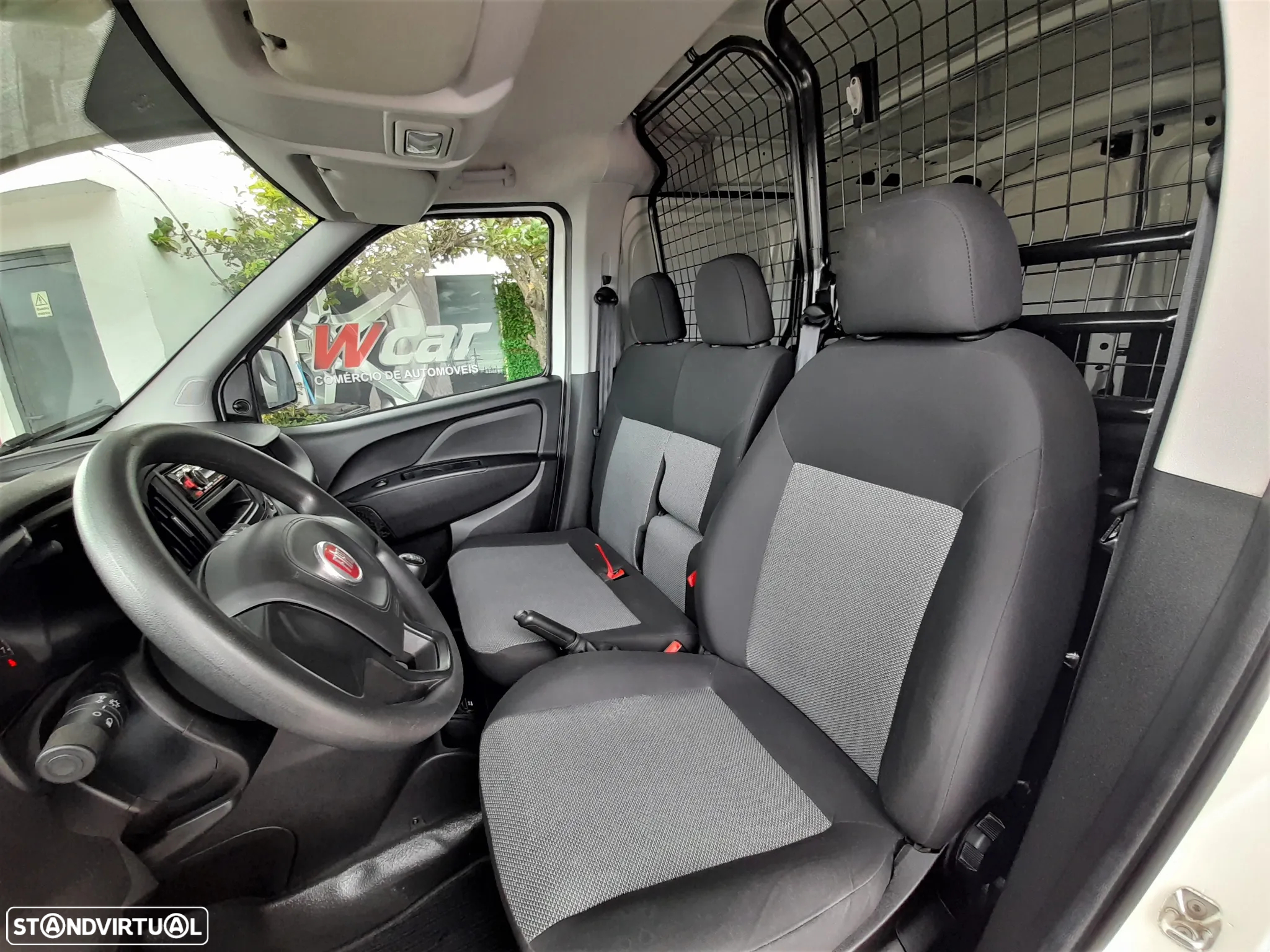 Fiat Doblo 1.3 M-Jet 3 Lugares - 10