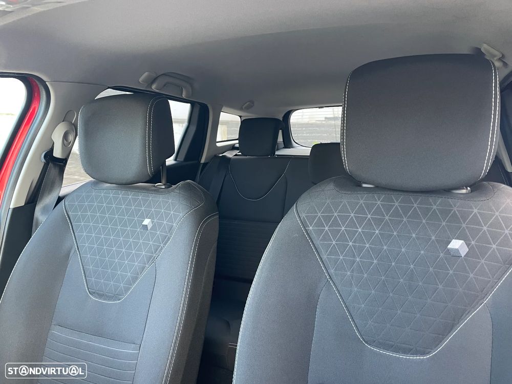 Renault Clio Sport Tourer 1.5 dCi Limited - 9