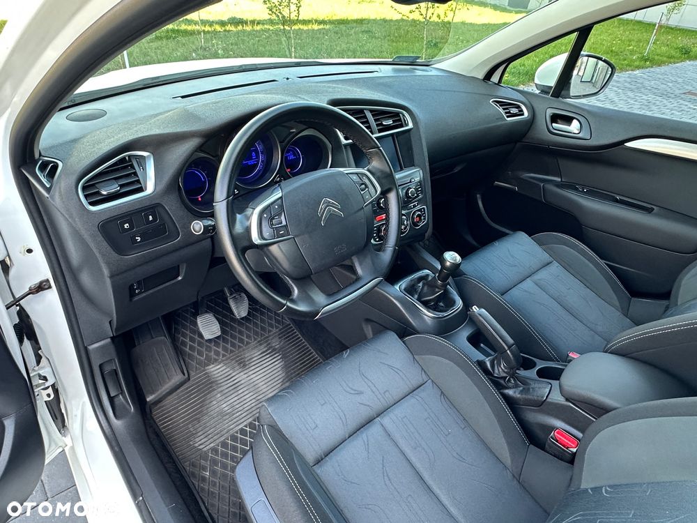 Citroën C4 HDi 90 Business Class - 17