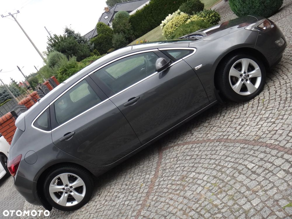 Opel Astra 1.6 Edition Sport - 11